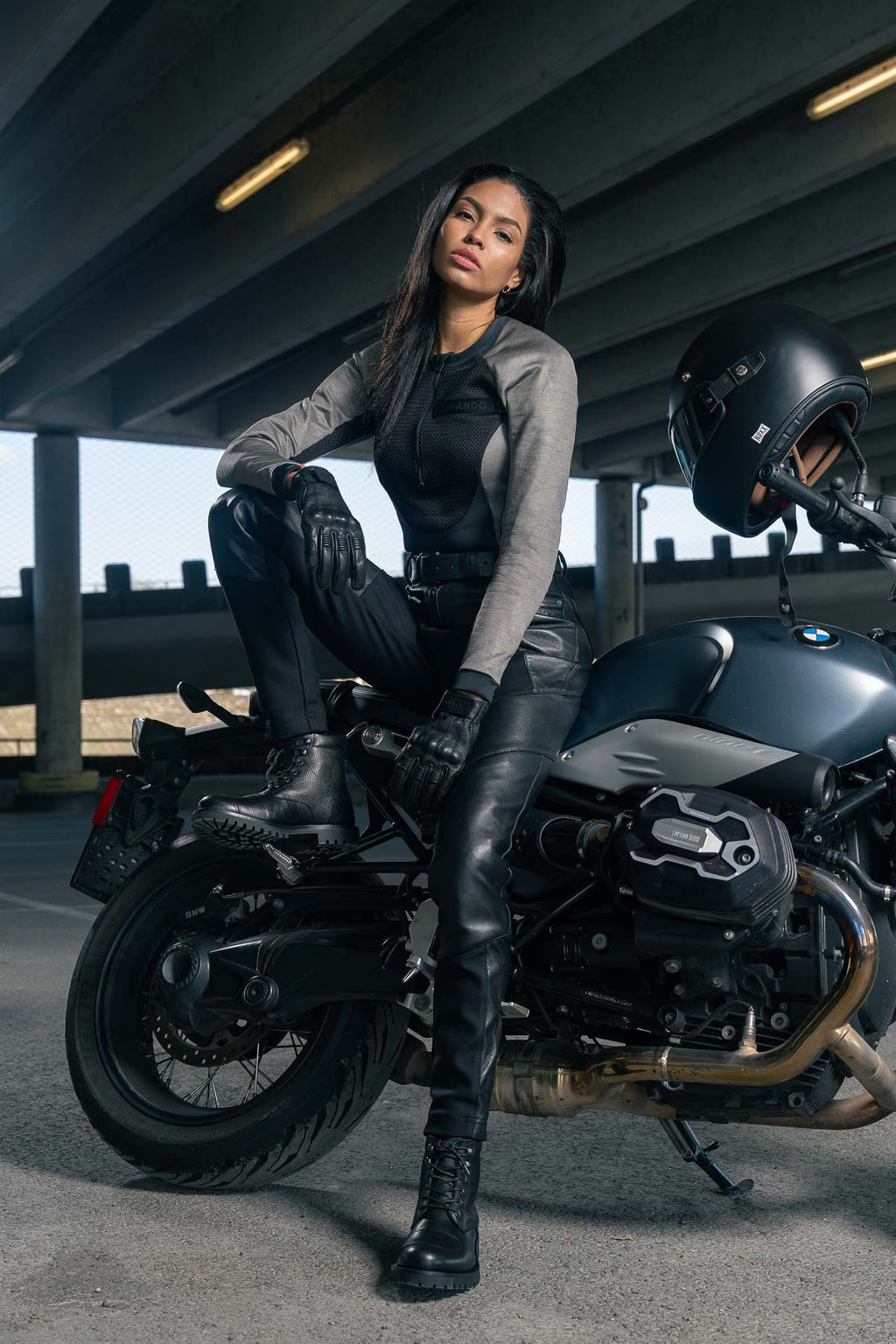 BIA GREY – Protective motorcycle base layer / body
