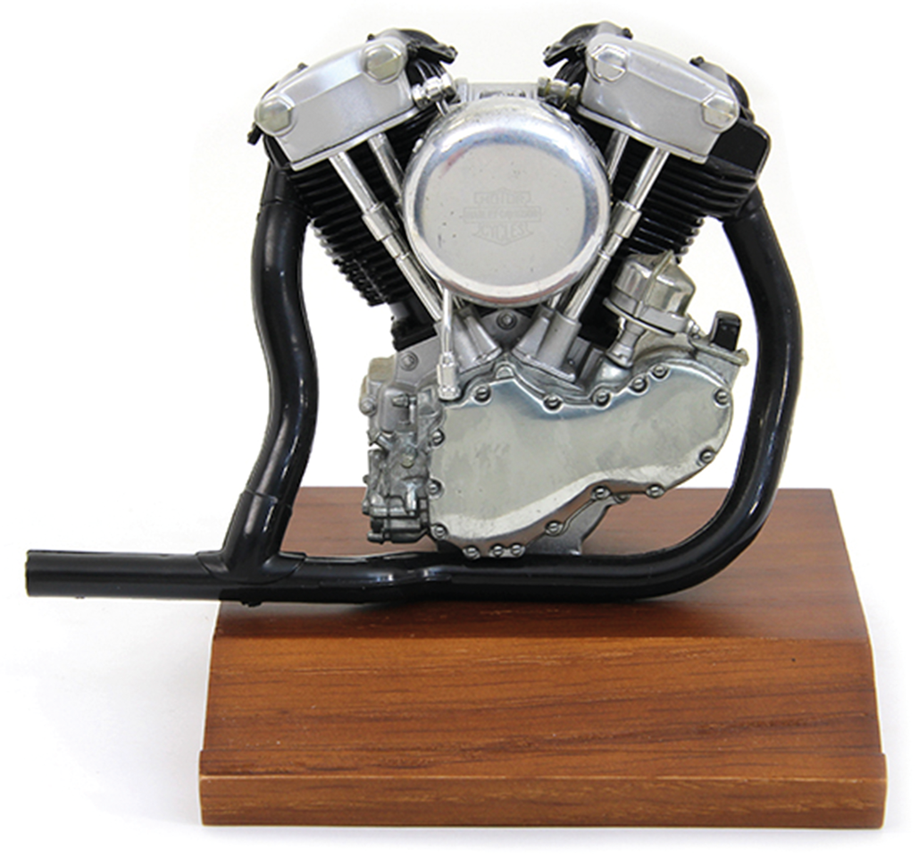 SCALE 1:6 MODEL ENGINES - view 1