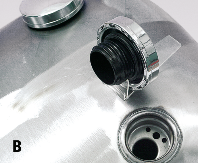 LATE STYLE ROLLED EDGE KING TANK FOR SPORTSTER Secondary image