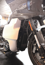 DOMINATOR FAIRING LOWERS FOR LOW RIDER ST - view 2