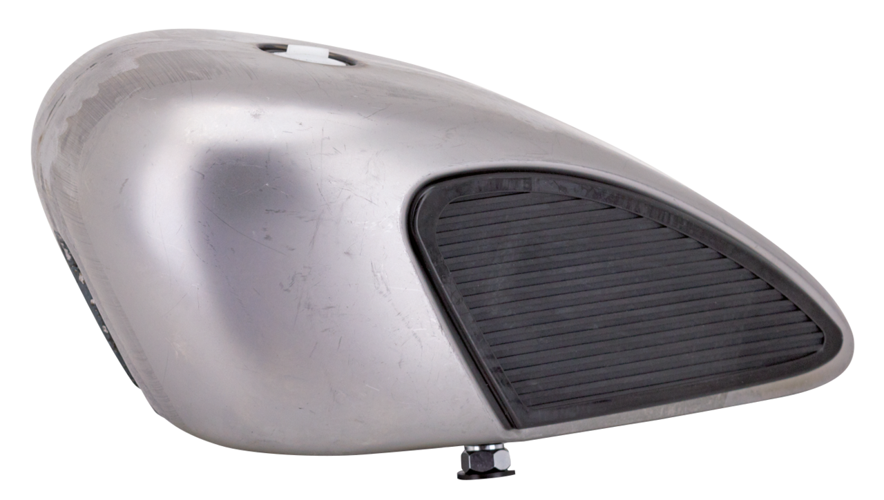 ZODIAC LEGACY CUSTOM GAS TANKS Secondary image
