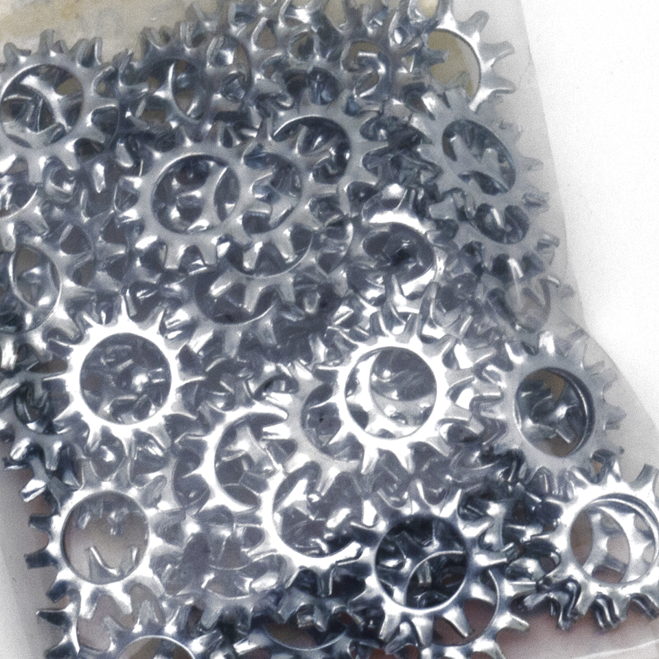 INTERNAL AND EXTERNAL LOCK WASHERS - view 1
