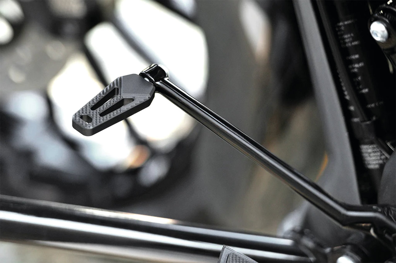 TOMMY & SONS CROOK SERIES FOOT PEGS FOR MILWAUKEE EIGHT SOFTAIL - view 2