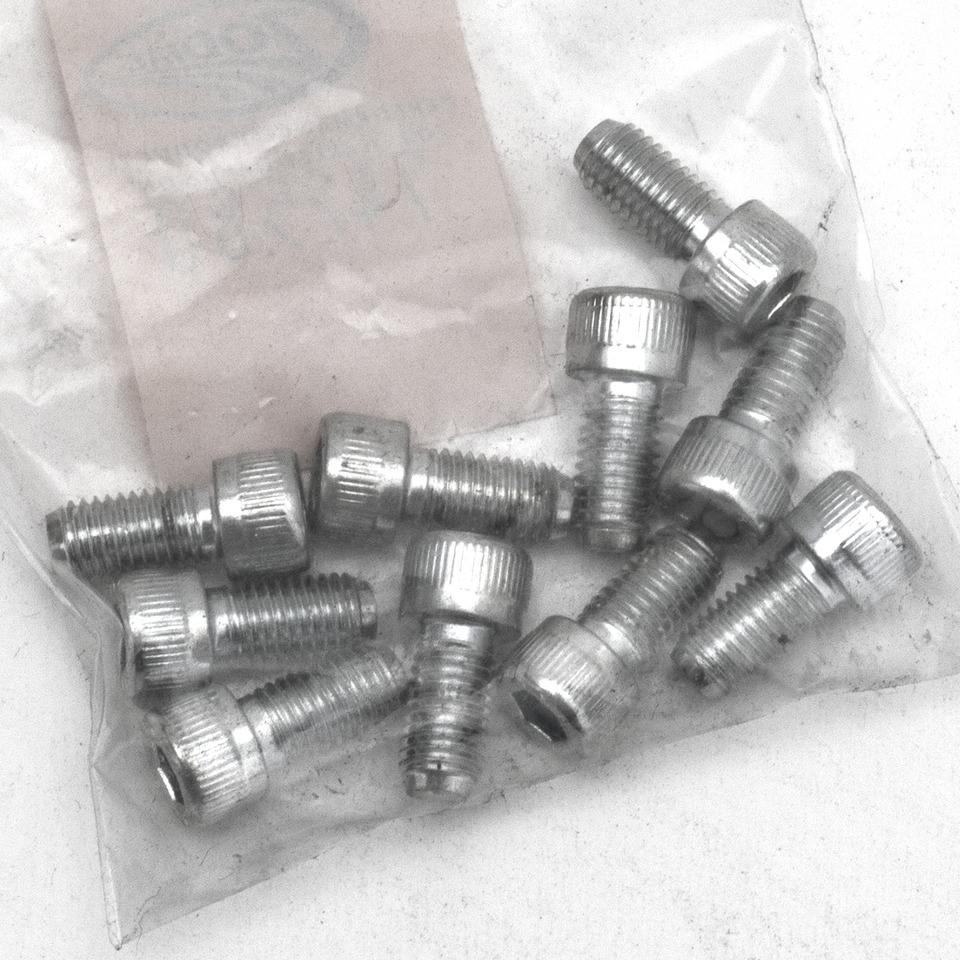 SAE SIZE ZINC PLATED HARDWARE - view 1