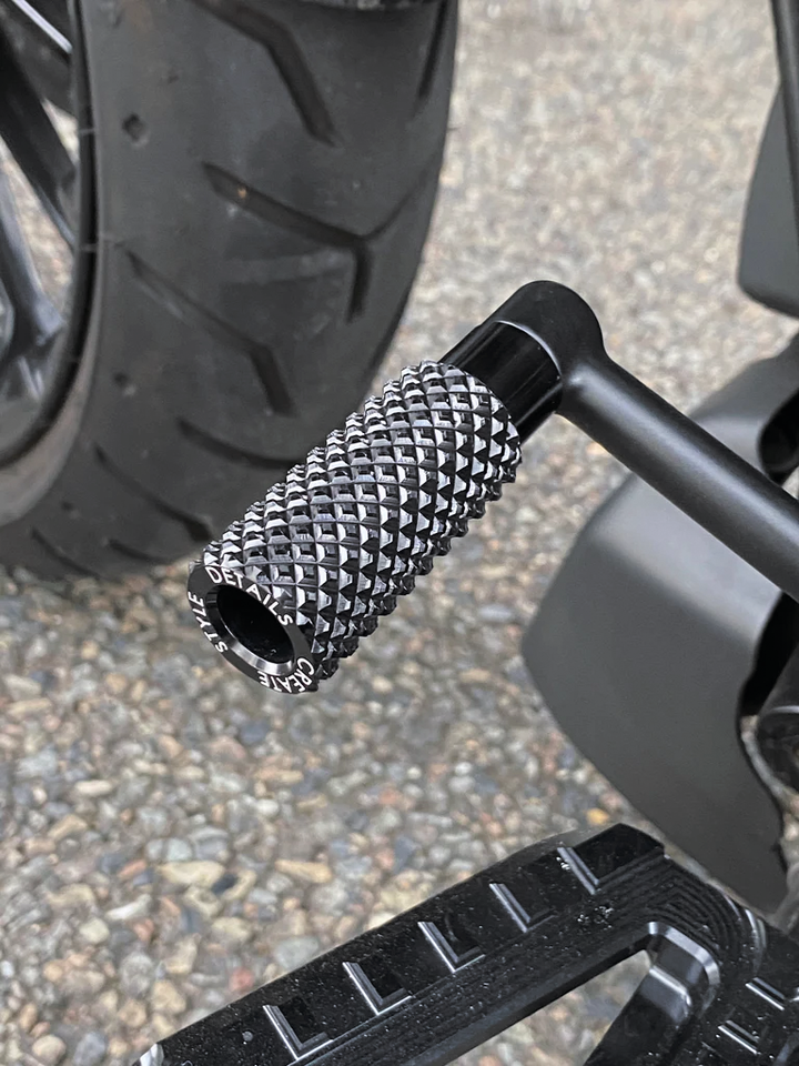 KEN'S FACTORY NEXT LEVEL BRAKE OR SHIFTER PEGS - view 2