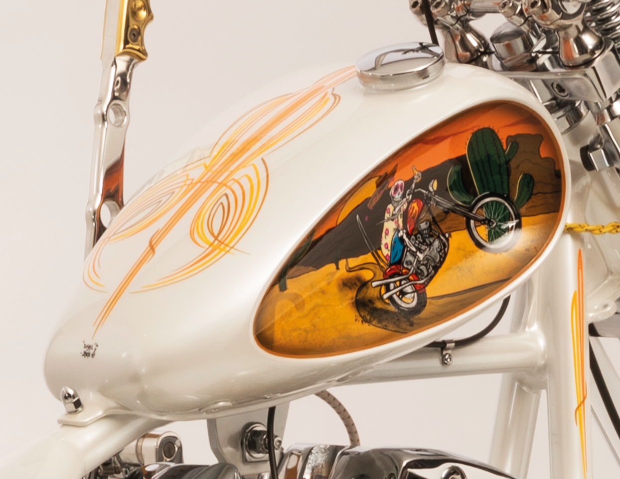 MUSTANG LAREDO STYLE GAS TANKS Secondary image