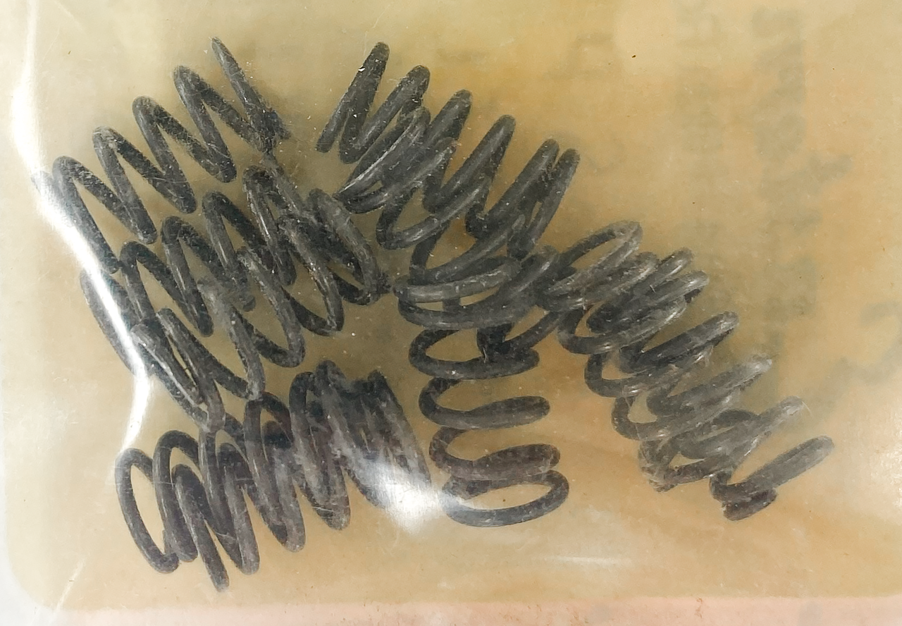 BENDIX CARBURETOR PARTS - view 1 Main image