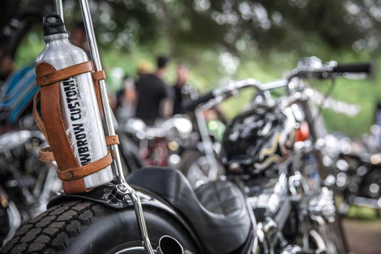 LOWBROW CUSTOMS FUEL RESERVE BOTTLES AND CARRIERS Secondary image
