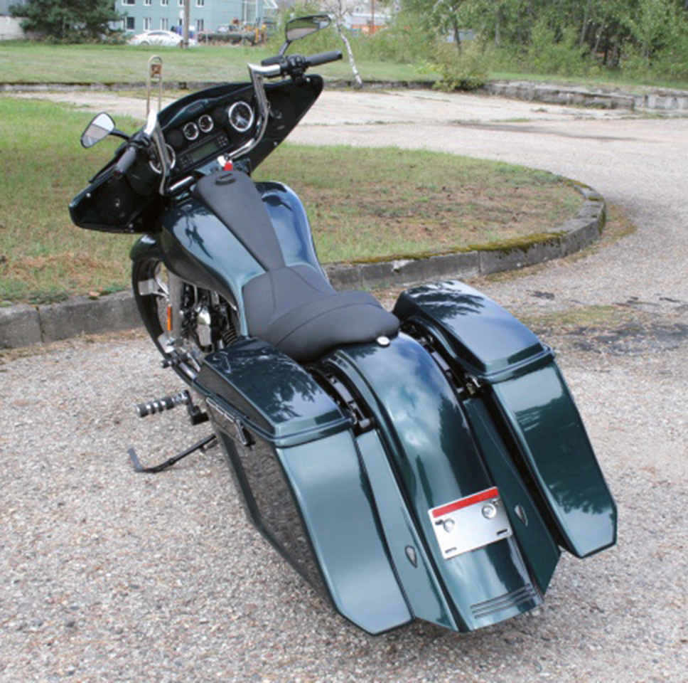 "FLOW" STRETCHED REAR FENDER Secondary image