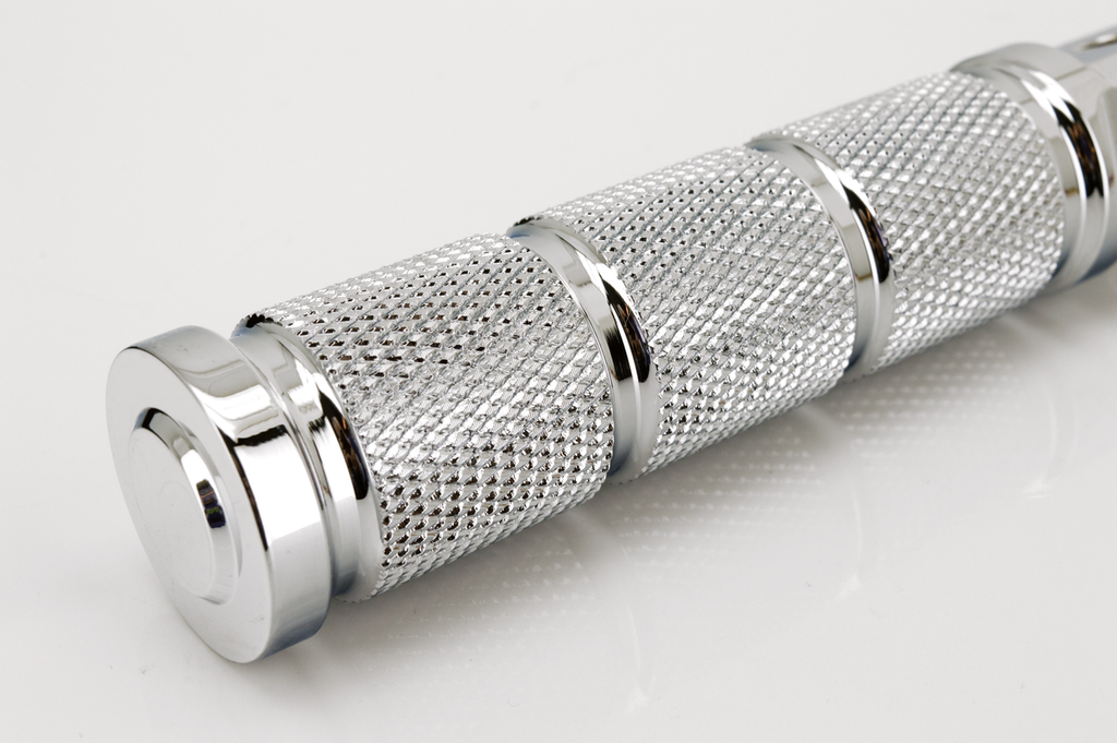DRIVER FOOT PEGS FOR MILWAUKEE EIGHT SOFTAIL - view 2
