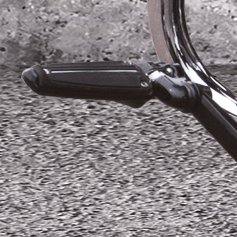 CIRO RAIL STYLE FOOT PEGS Secondary image
