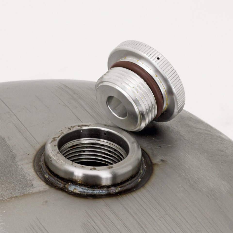 LYNX STYLE GAS CAPS - view 1