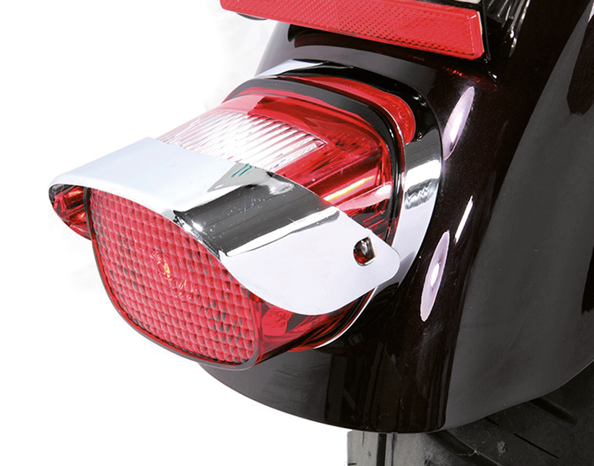 1973-1999 STYLE TAILLIGHT VISOR Secondary image