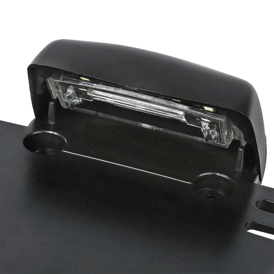 CVO-STYLE LIGHTED REAR FENDER FACIAS - view 3