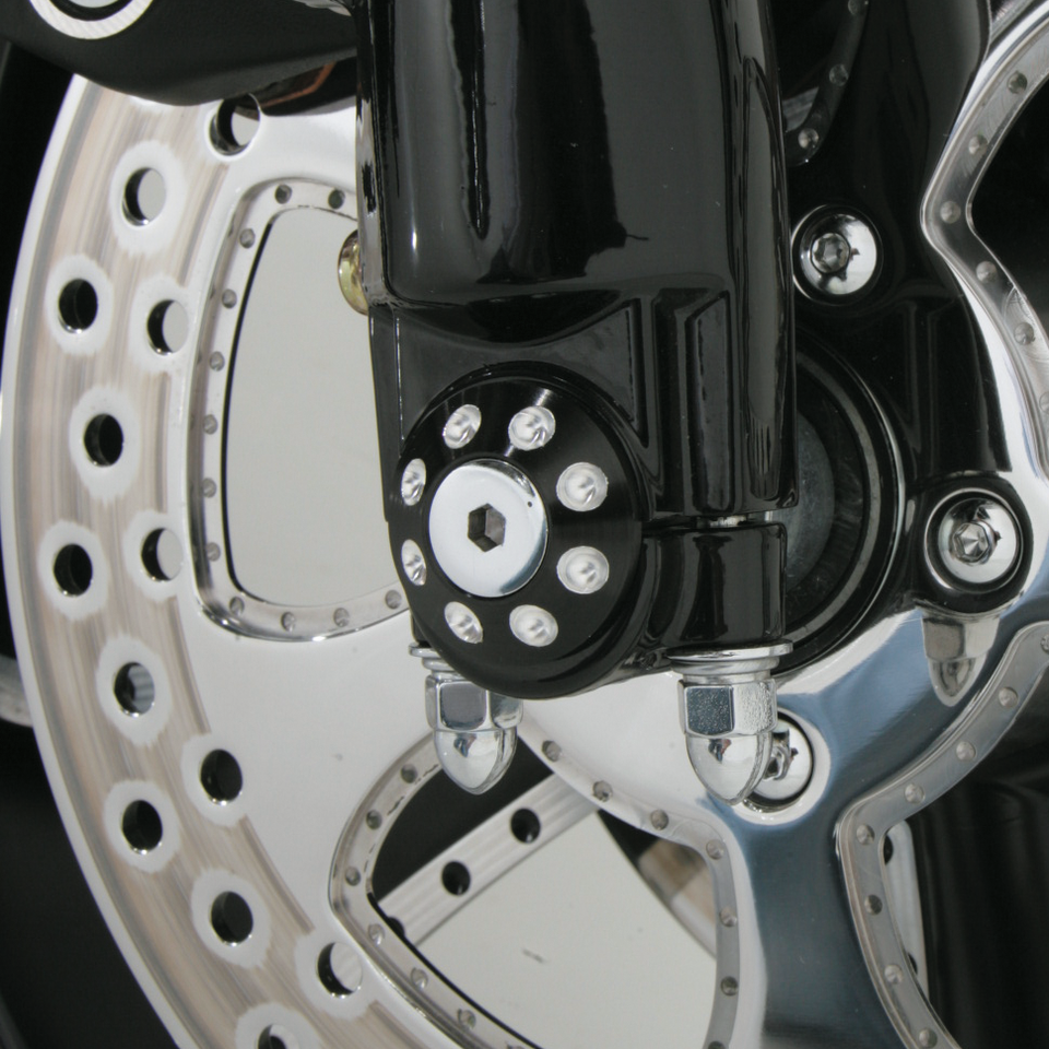 THE Y'AXLE BY PAUL YAFFE'S BAGGER NATION - view 1 Main image