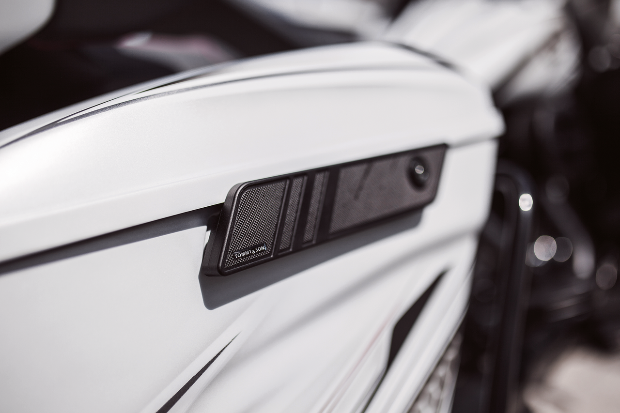 TOMMY & SONS LATCH COVERS - view 3